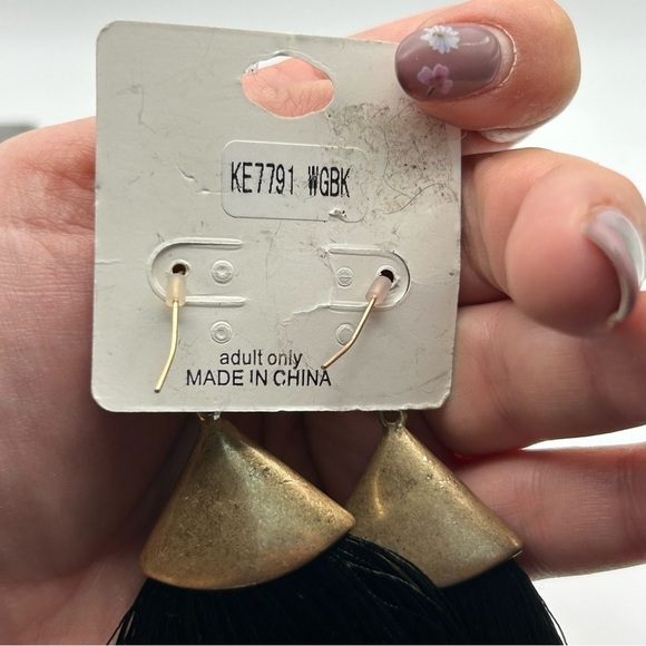 No. 3 Black Genuine Leather Dangle Large Tassel Earrings Gold Tone Hook - Picture 2 of 4